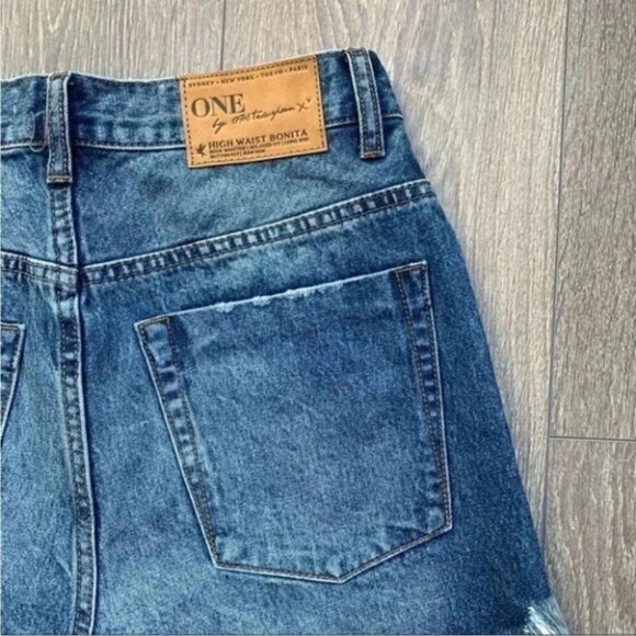 One Teaspoon High Waist Bonita Jean Shorts Blue Fringe Distressed Denim Cutoffs - Picture 11 of 15